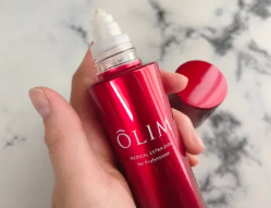 オーリムスカルプセラムβのシリコンヘッドで頭皮に直接塗布できる育毛剤ボトル